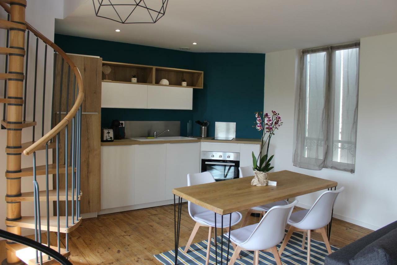 Bel Appartement Avec Vue Sur Vezere Uzerche Exterior foto